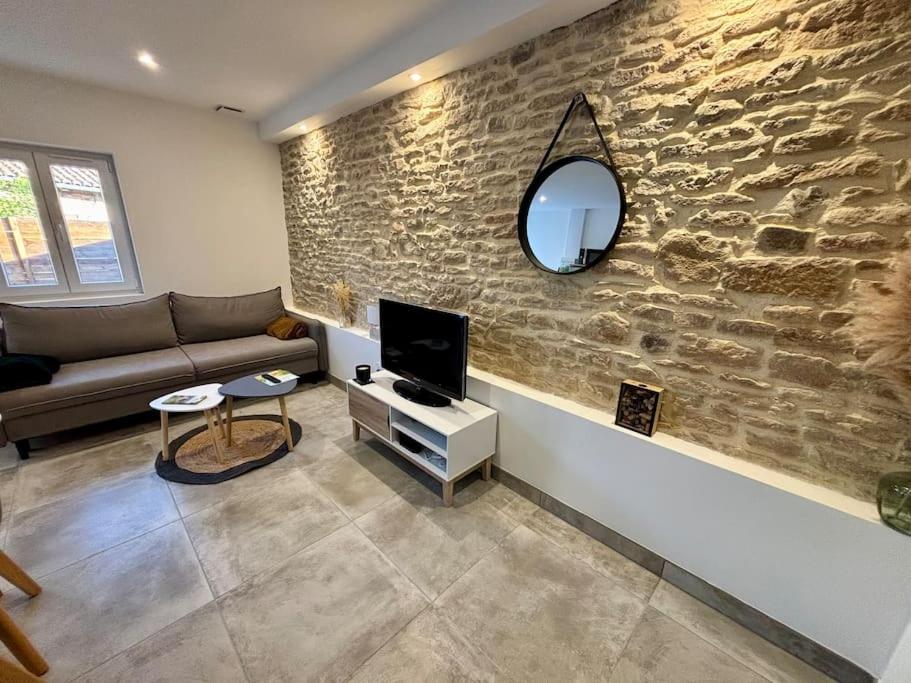 Grange Renovee En Duplex Idealement Situee Crêches-sur-Saône Exteriör bild