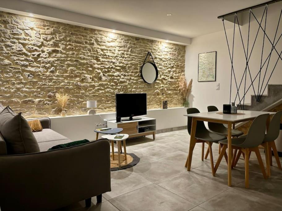 Grange Renovee En Duplex Idealement Situee Crêches-sur-Saône Exteriör bild